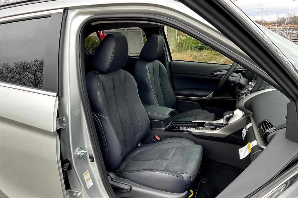 new 2025 Mitsubishi Eclipse Cross car, priced at $32,385