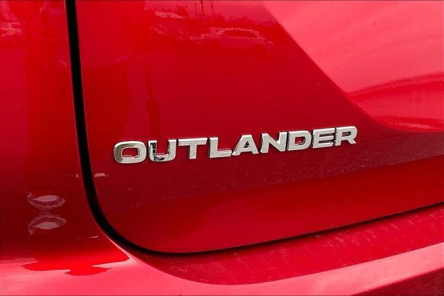 new 2025 Mitsubishi Outlander car, priced at $40,460