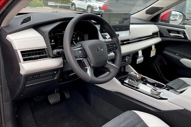 new 2025 Mitsubishi Outlander car, priced at $40,460