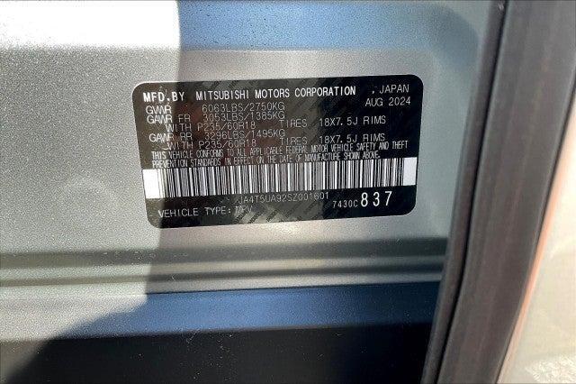 new 2025 Mitsubishi Outlander car, priced at $43,180