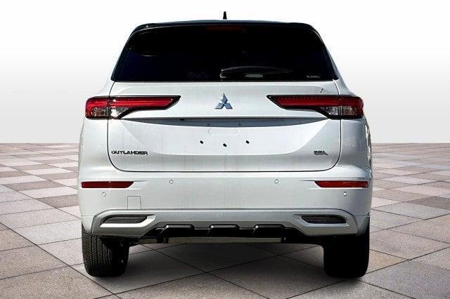 new 2024 Mitsubishi Outlander car, priced at $43,265