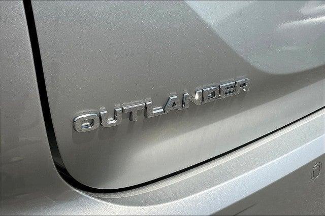 new 2025 Mitsubishi Outlander car, priced at $43,280