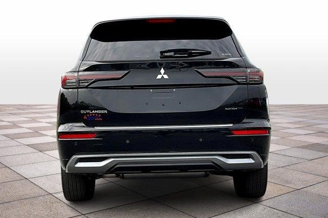 new 2025 Mitsubishi Outlander car, priced at $46,555