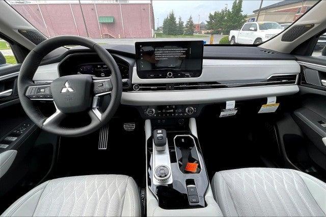 new 2025 Mitsubishi Outlander car, priced at $46,555