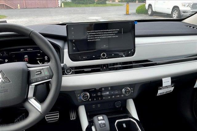 new 2025 Mitsubishi Outlander car, priced at $46,555