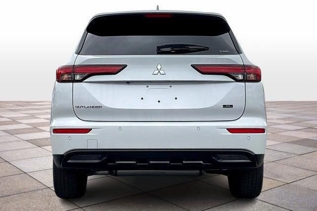 new 2024 Mitsubishi Outlander car, priced at $37,165