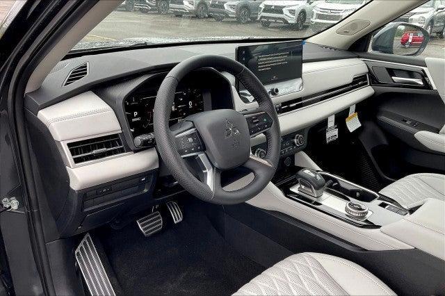 new 2025 Mitsubishi Outlander car, priced at $44,105