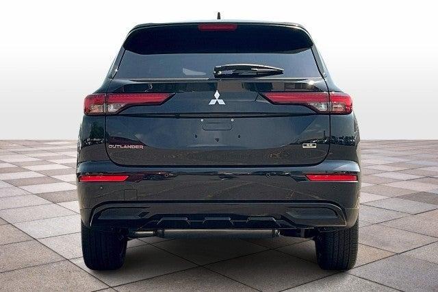 new 2024 Mitsubishi Outlander car, priced at $36,065