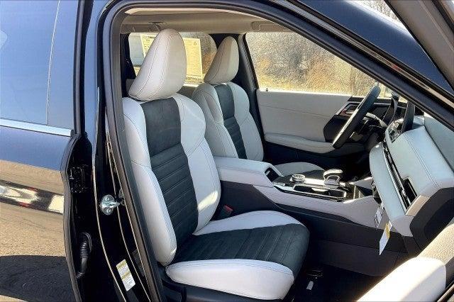 new 2025 Mitsubishi Outlander car, priced at $41,825
