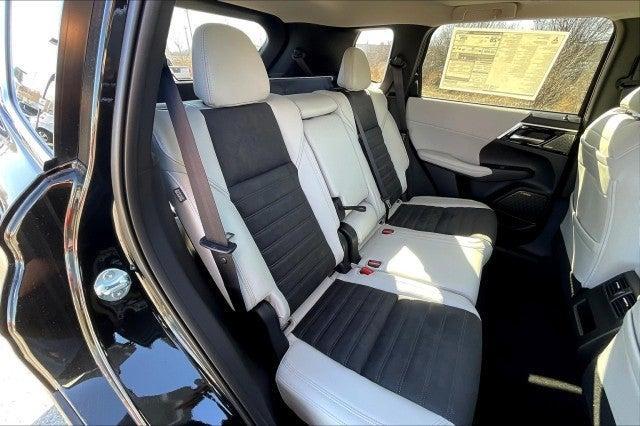 new 2025 Mitsubishi Outlander car, priced at $41,825