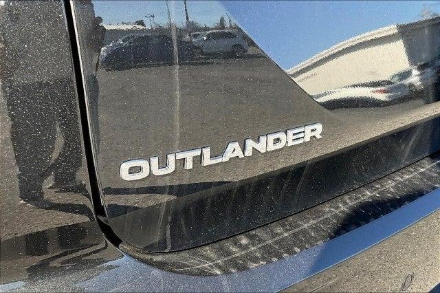 new 2025 Mitsubishi Outlander car, priced at $41,825