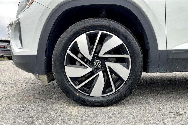 used 2024 Volkswagen Atlas car, priced at $29,990