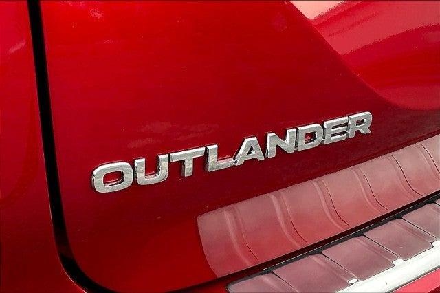 new 2025 Mitsubishi Outlander car, priced at $42,745