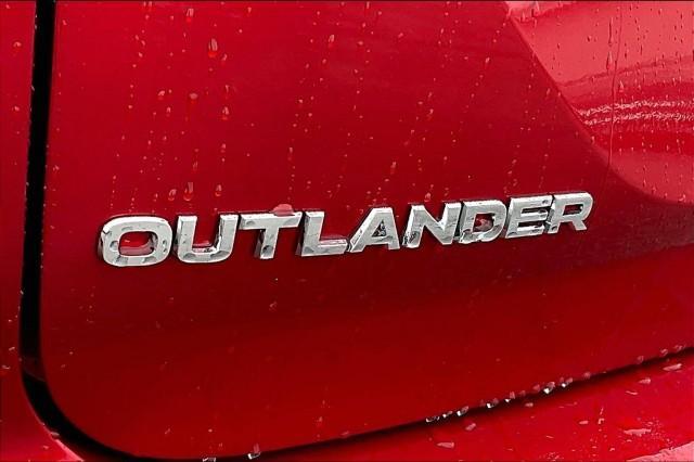 new 2025 Mitsubishi Outlander car, priced at $40,465