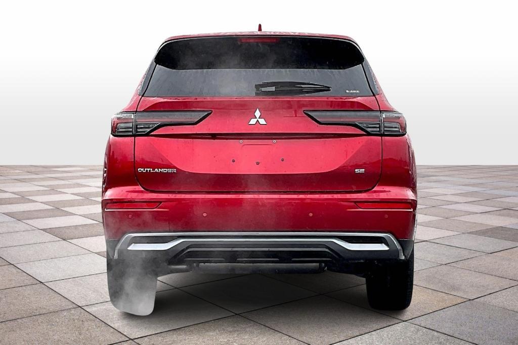 new 2025 Mitsubishi Outlander car, priced at $40,465