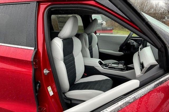 new 2025 Mitsubishi Outlander car, priced at $41,265