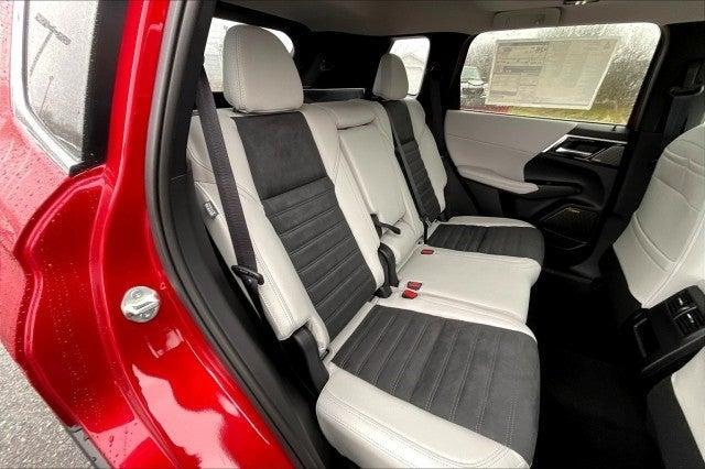 new 2025 Mitsubishi Outlander car, priced at $41,265