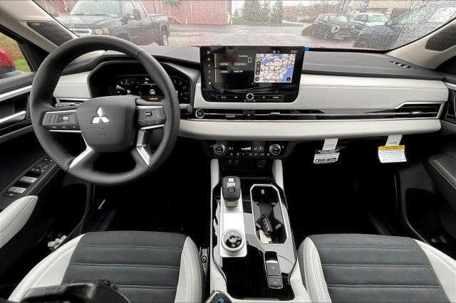new 2025 Mitsubishi Outlander car, priced at $41,265