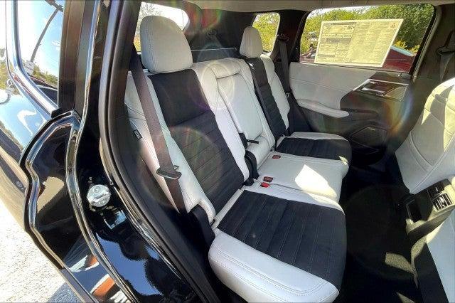 new 2025 Mitsubishi Outlander car, priced at $42,900