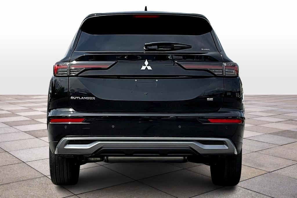 new 2025 Mitsubishi Outlander car, priced at $38,200