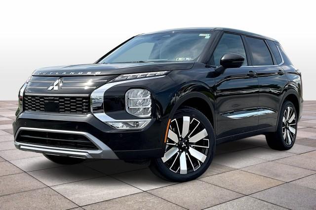 new 2025 Mitsubishi Outlander car, priced at $38,200