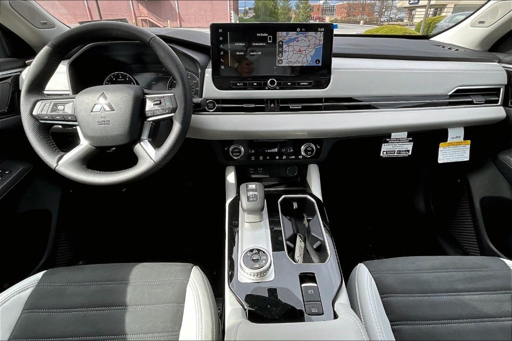 new 2025 Mitsubishi Outlander car, priced at $38,285