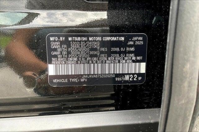 new 2025 Mitsubishi Outlander car, priced at $38,285