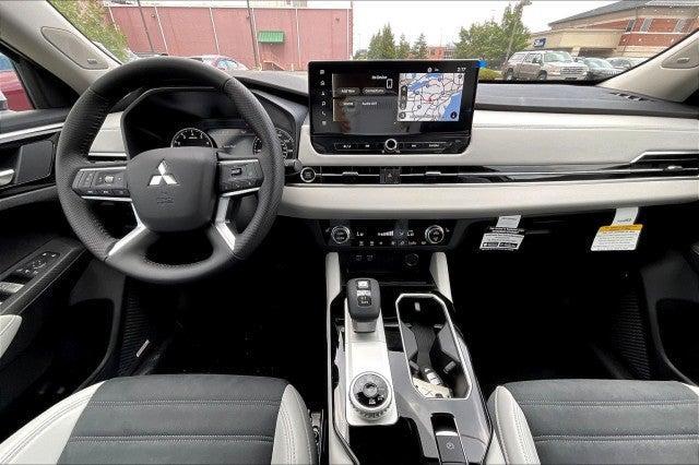 new 2025 Mitsubishi Outlander car, priced at $41,335
