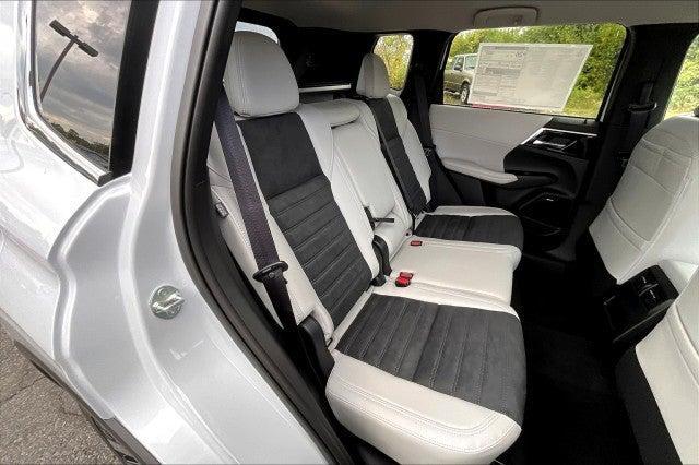 new 2025 Mitsubishi Outlander car, priced at $41,335