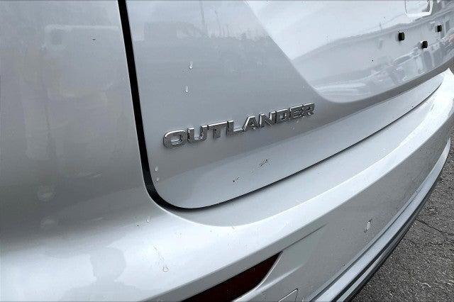new 2025 Mitsubishi Outlander car, priced at $41,335