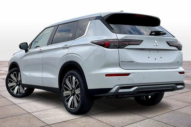 new 2025 Mitsubishi Outlander car, priced at $41,335
