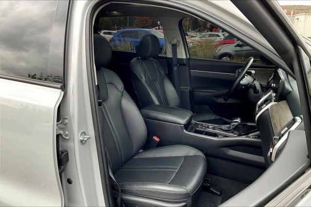 used 2023 Kia Sorento car, priced at $28,990