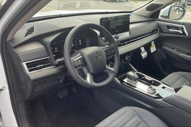 new 2025 Mitsubishi Outlander car, priced at $41,375