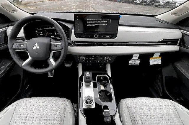 new 2025 Mitsubishi Outlander car, priced at $42,950
