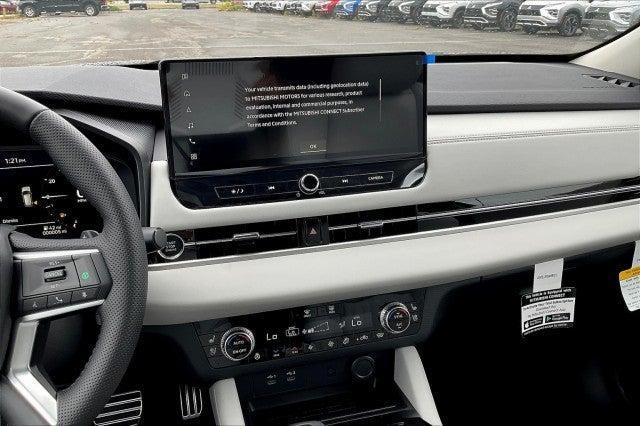 new 2025 Mitsubishi Outlander car, priced at $42,950