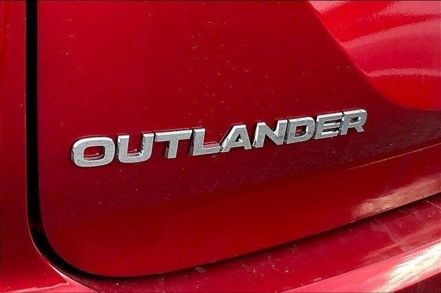 new 2024 Mitsubishi Outlander car, priced at $38,315