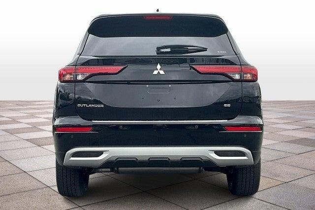 new 2024 Mitsubishi Outlander car, priced at $39,265