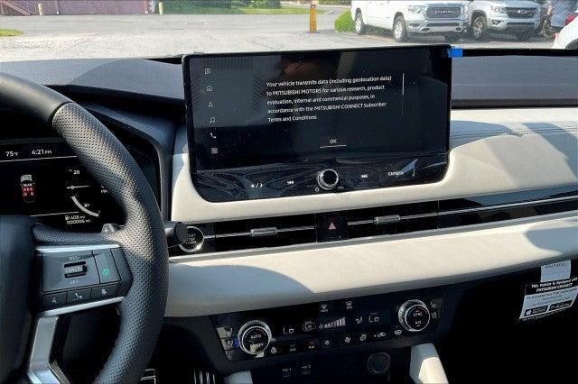 new 2025 Mitsubishi Outlander car, priced at $46,055