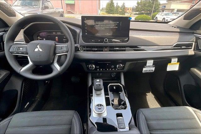 new 2025 Mitsubishi Outlander car, priced at $42,810