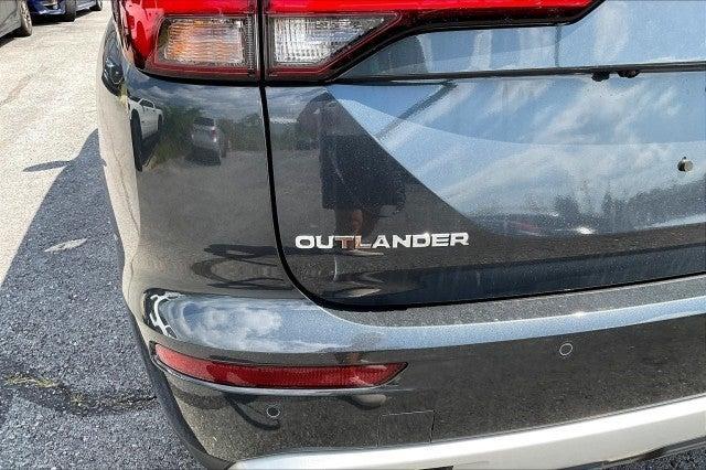 new 2024 Mitsubishi Outlander car, priced at $38,470