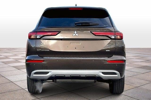 new 2024 Mitsubishi Outlander car, priced at $42,560