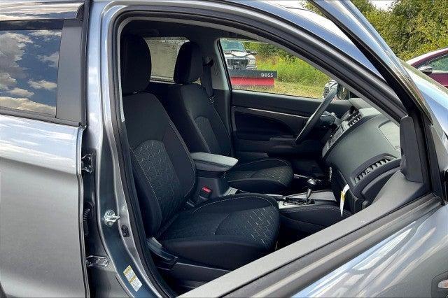 new 2025 Mitsubishi Outlander Sport car, priced at $29,300