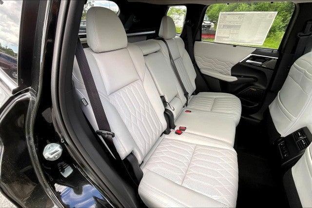 new 2025 Mitsubishi Outlander car, priced at $46,055