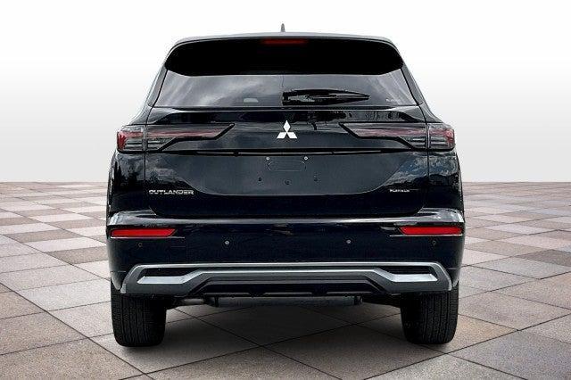 new 2025 Mitsubishi Outlander car, priced at $46,055