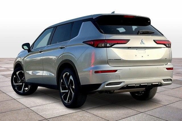 new 2024 Mitsubishi Outlander car, priced at $38,820