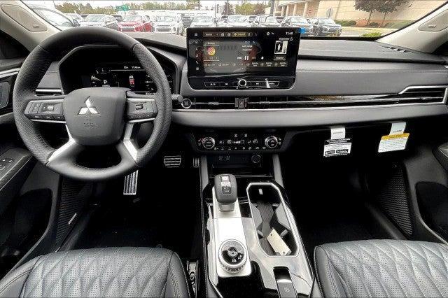 new 2025 Mitsubishi Outlander car, priced at $43,545