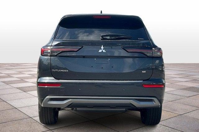 new 2025 Mitsubishi Outlander car, priced at $41,714