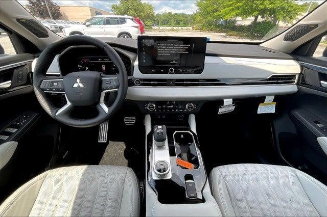 new 2025 Mitsubishi Outlander car, priced at $47,390