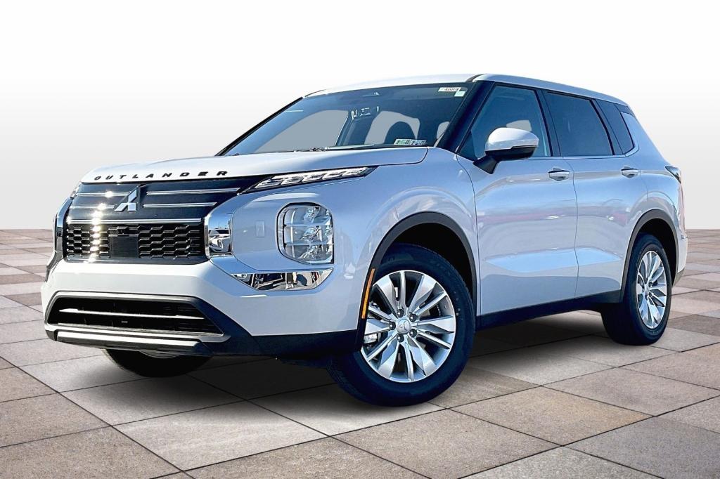 new 2025 Mitsubishi Outlander car, priced at $35,415