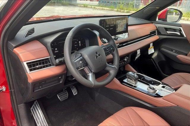 new 2025 Mitsubishi Outlander car, priced at $48,040